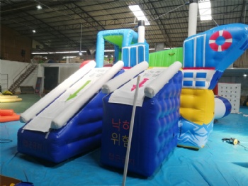  Kids fun large tower fitness inflatable warship slide floating water toy	
